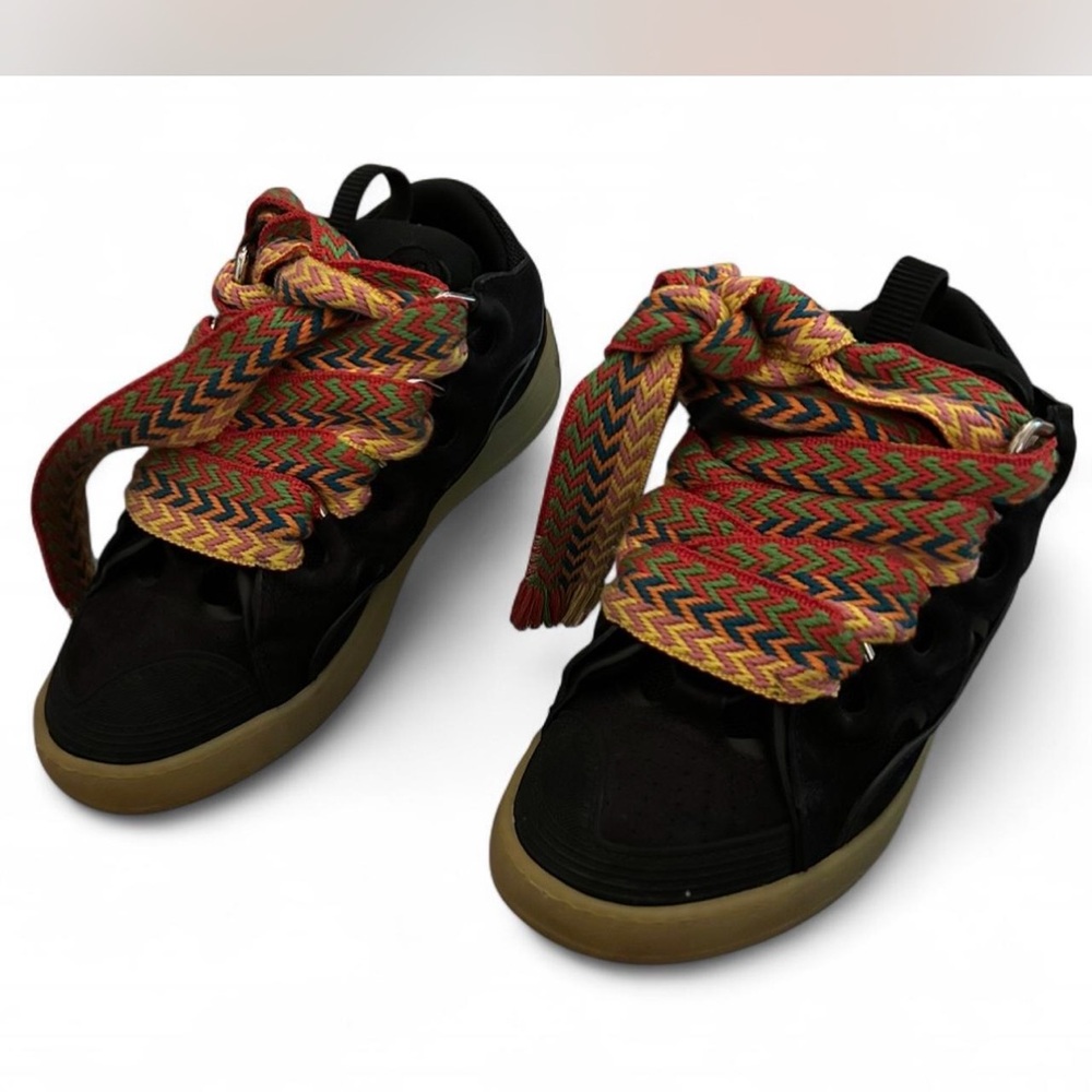 Black Sneakers with Multicolor Zigzag Laces